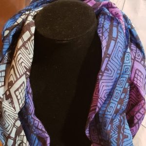 Infinity scarf
